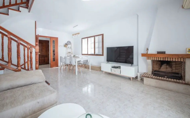 Semi-Detached House 2 (R86)