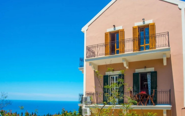 Panoramic Sunset Studios & Apartments