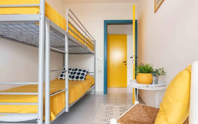 Modern Flat 300 mt From the Beach