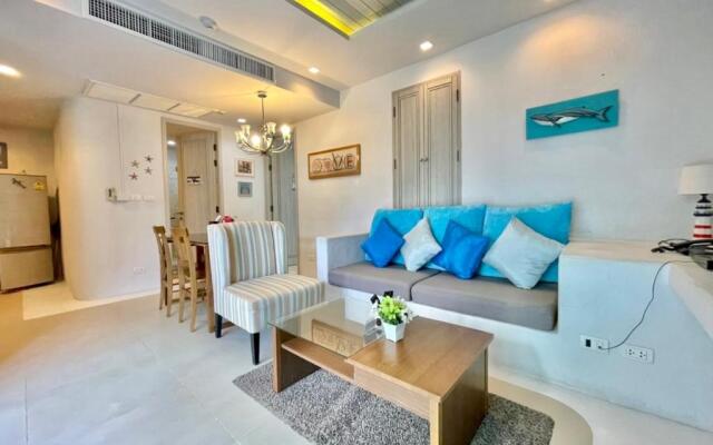 Chelona huahin beachfront resort condo