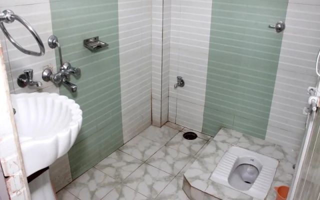 Ganga Love Luxe Guest House