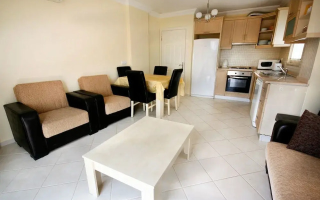 Important Group Turqouise Homes Beryl