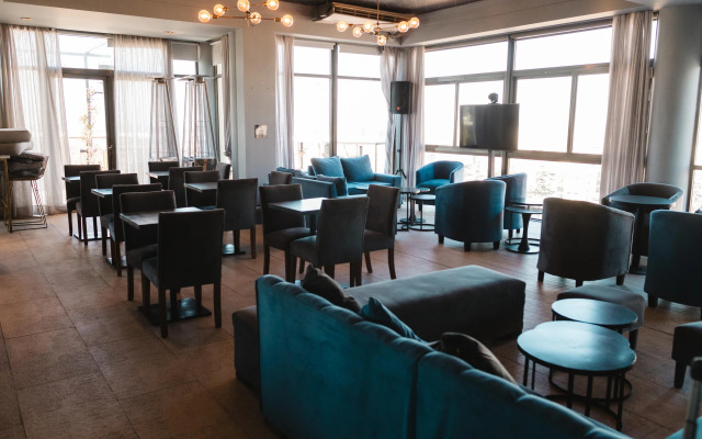 Premium Tower Suites