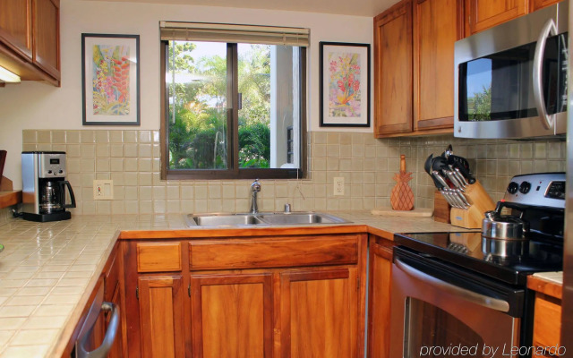 Polo Beach Club Vacation Rentals - APlus Resorts