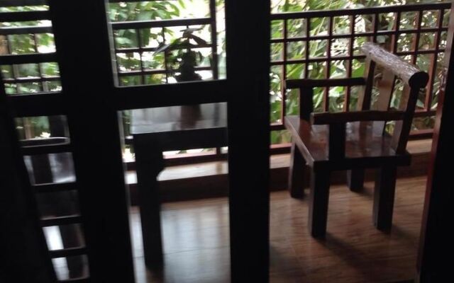 Xishuangbanna Fengweizhu Inn