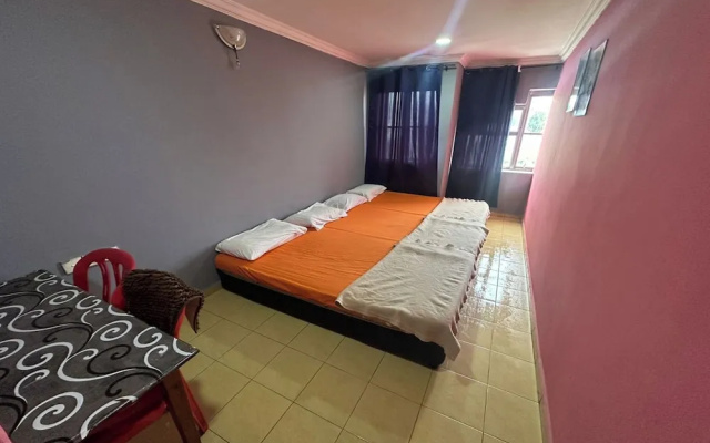 I Rose Budget Hotel – Guest Rooms – Kajang