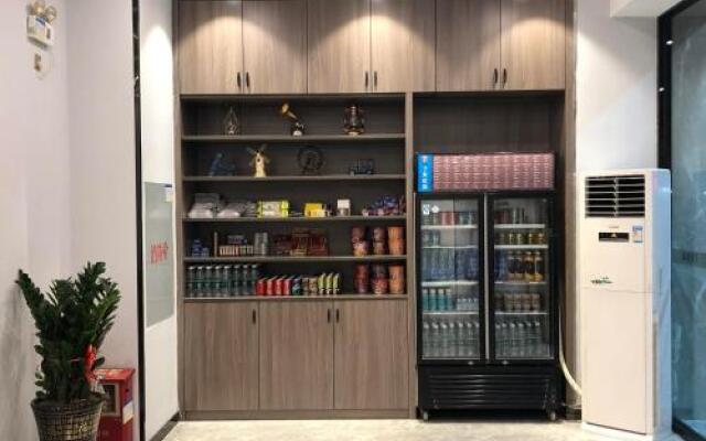 7Days Premium Zhongshan Tanzhou Town Market Central Branch
