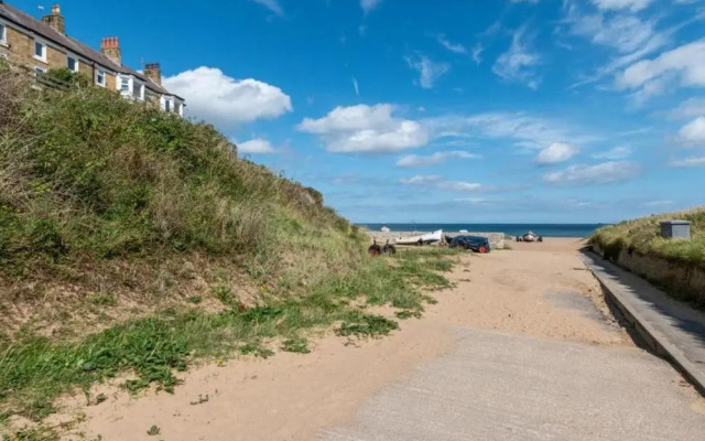 Jackson Court Apartments, Marske