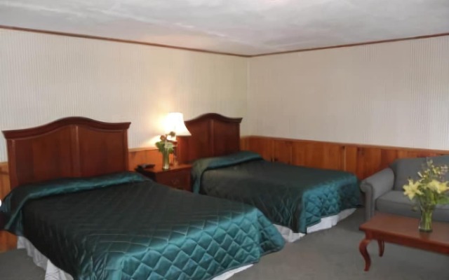 Storybook Inn & Suites