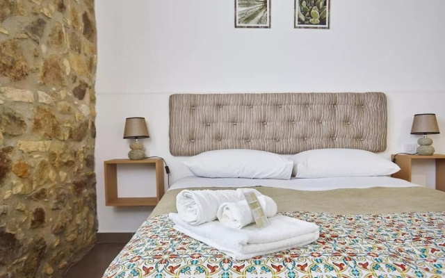 Casale Sammartano By L.A.Apartments