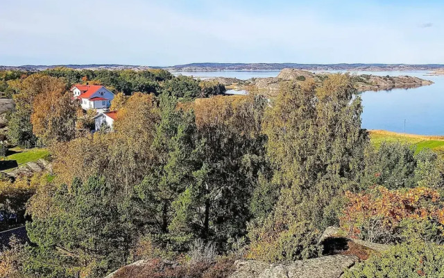 5 Person Holiday Home in Klovedal