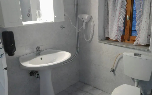 Rina's House Meteora