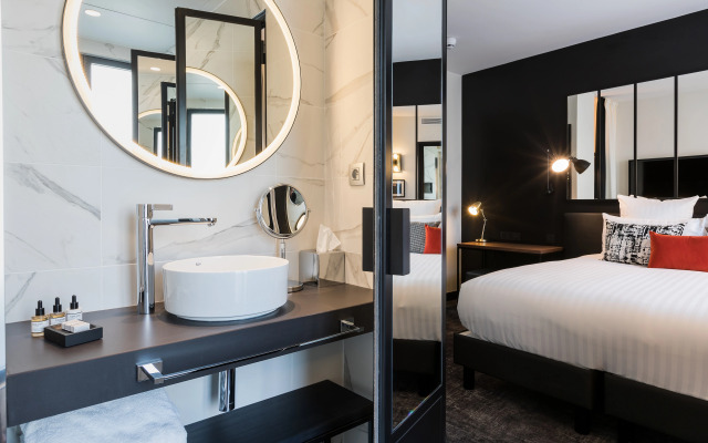 Laz' Hotel Spa Urbain Paris