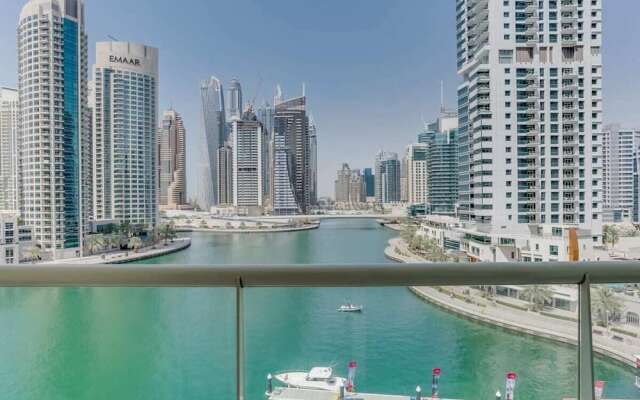 Vast Apt With Stunning Views of Dubai Marina