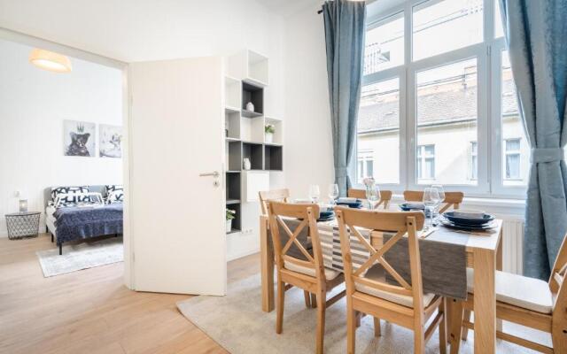 BpR Blooming Design Home with A/C