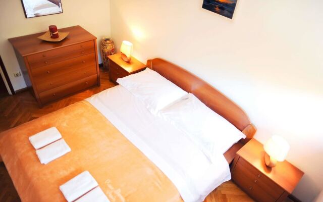 Family Apartment Teo