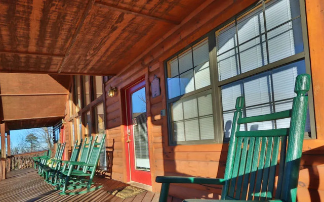 Sun Sational View 245 By Redawning