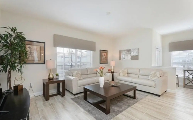 5 Bedroom Villa at Storey Lake