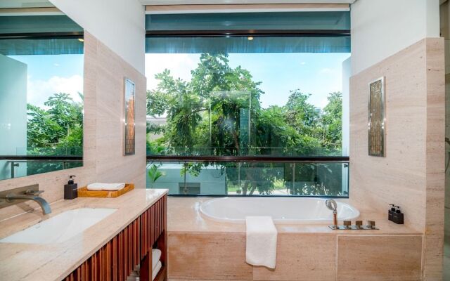 Beachfront Villa Danang Beach