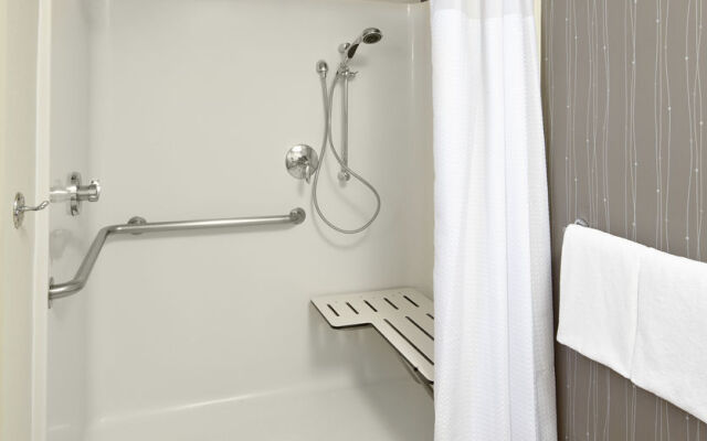 Courtyard State College