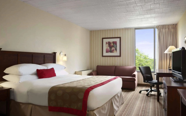 Ramada Greensburg
