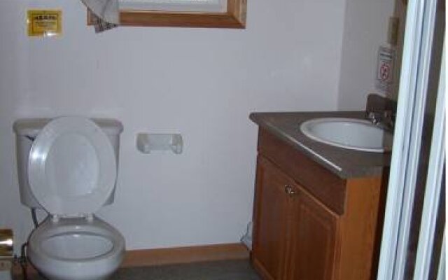 H & H Restaurant and Resort