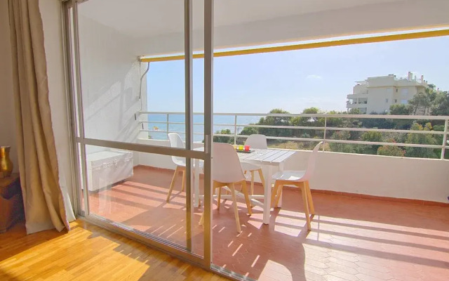 Luna Beach Studio 210