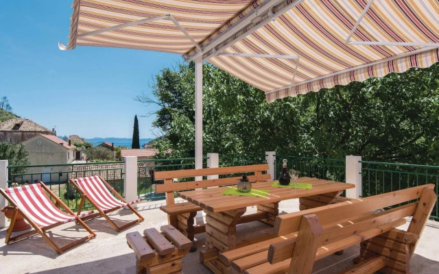 Awesome Home in Trstenik With Wifi and 4 Bedrooms