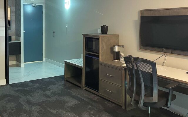 The Vic, Ascend Hotel Collection