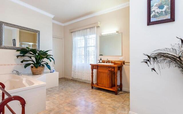 Bloom on Sackville Opt1