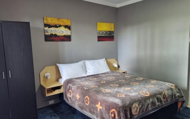 All Seasons Country Lodge – Guest Rooms – Taree South