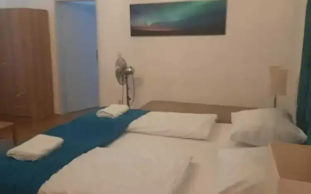 Value 2BR Apt Central City Location