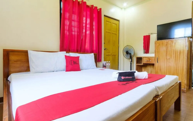 RedDoorz @ Poblacion 6 Coron