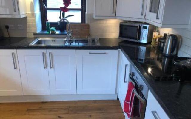 Penthouse 4 - Luxury Harbourside Apartment - 104