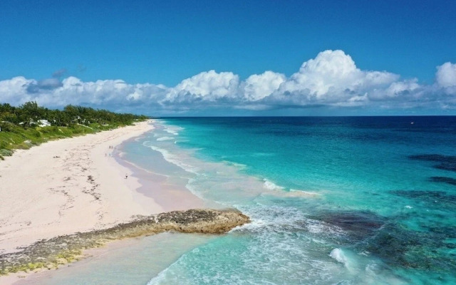Conch Shell Harbour Island 5 Bedroom Home