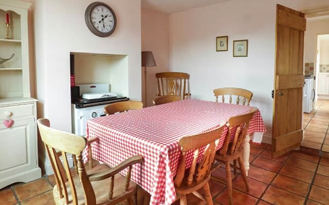2 Carr Terrace
