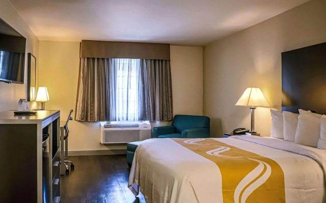 Quality Inn & Suites Camarillo - Oxnard