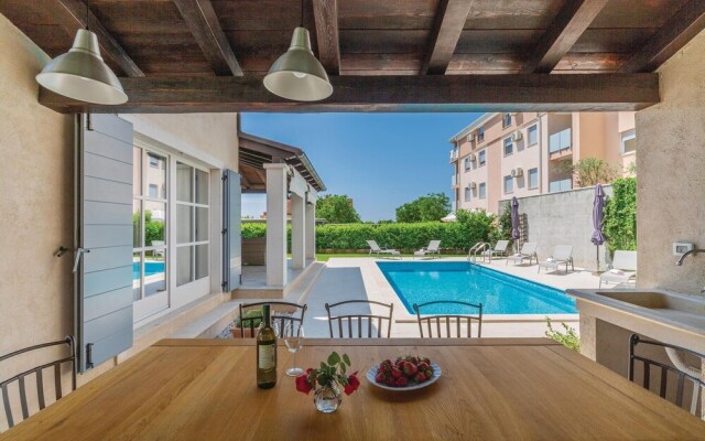 Nice Home in Fazana With Sauna, Wifi and 4 Bedrooms