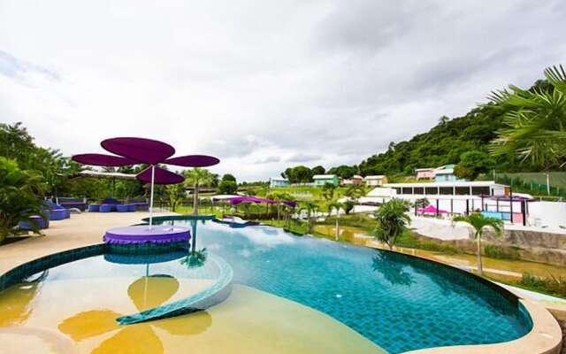 Gorilla Hills HuaHin