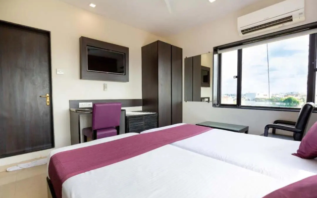 Sukh Hotel