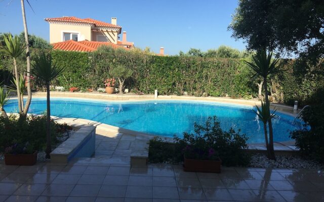 Wallis Villa