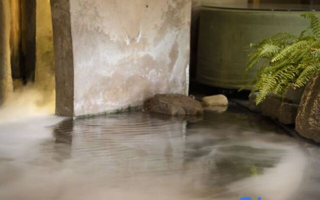 Yueshang Zen Space Homestay (Tongli Ancient Town Branch)