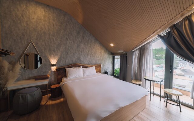 Suda House