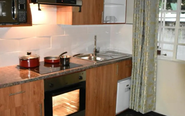 Mlambe Lodges Area 12