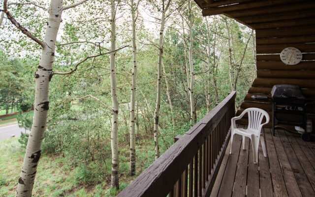 Temptation 8 3 Bedroom Condo