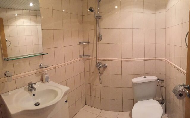 Maisonette Picadilly