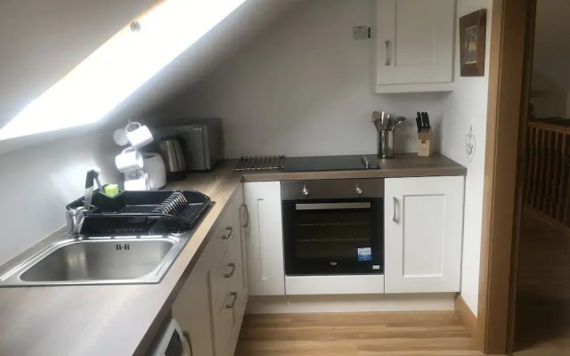 Dungannon 2 Bed Bungalow - Sleeps 5 - Pet Friendly