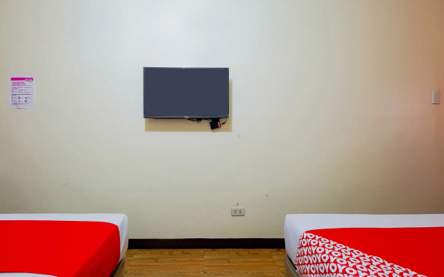 OYO 431 Apollo 11 Apartelle