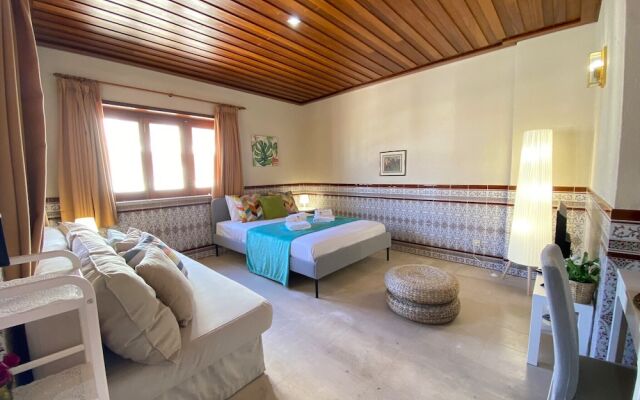 Monte Gordo Beachview I by Homing