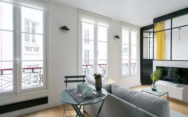 Joie Paris St. Germain-des-Prés / Jardin Luxembourg